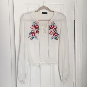 White Floral Embroidery Long Sleeve Blouse